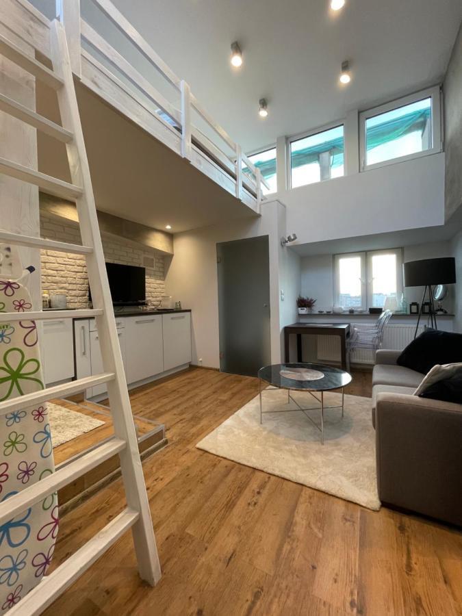 Warynskiego 9 - Piekna Panorama Miasta - Smart Tv 42 Cale - Wifi - Ekspres Kapsulkowy - W Pelni Wyposazona Kuchnia Warszawa Exteriör bild